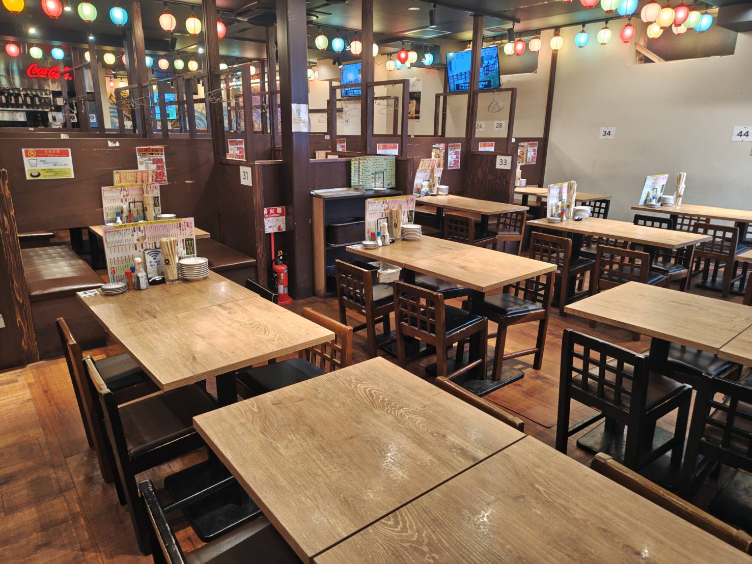 ちばチャン新宿西口内観